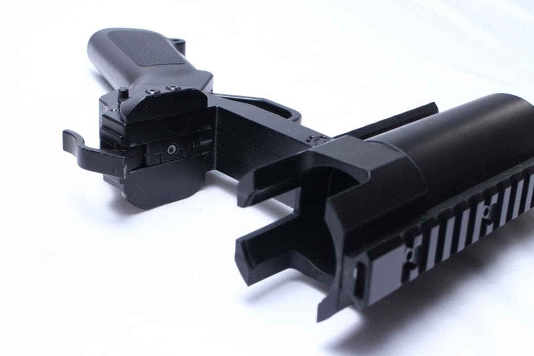 ピストル グレネードランチャー 40mm用