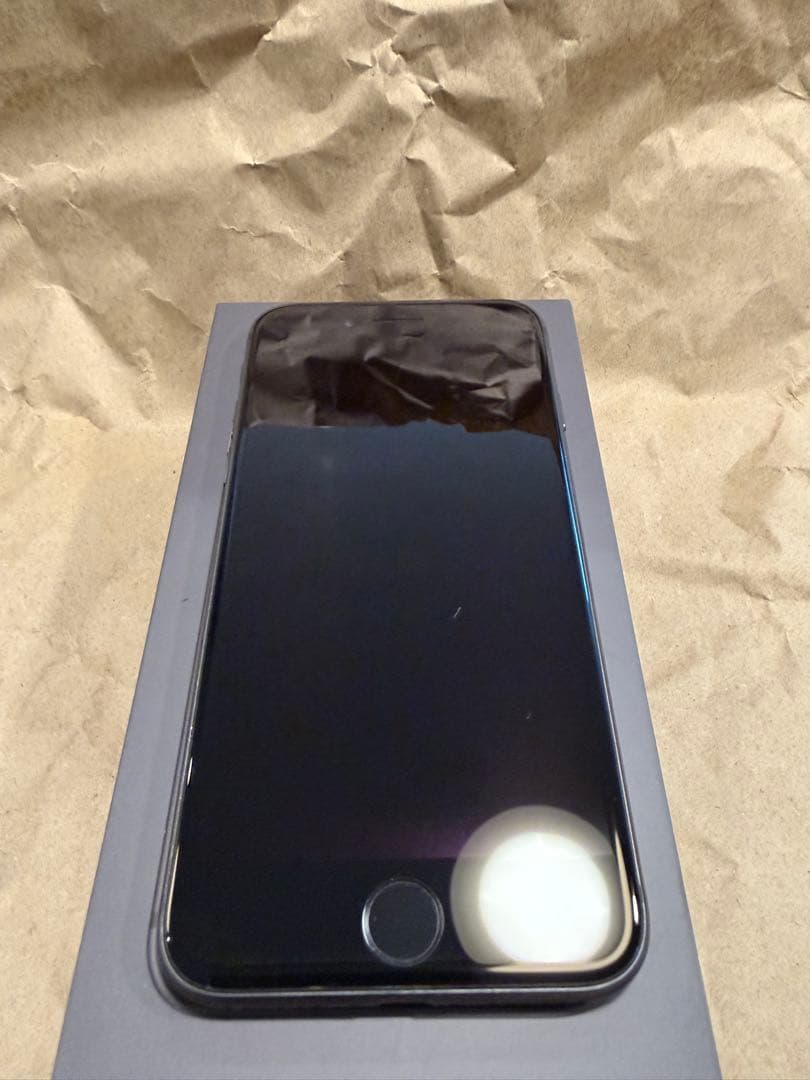 【美品】Apple iPhone8 64GB スペースグレー バッテリー93%