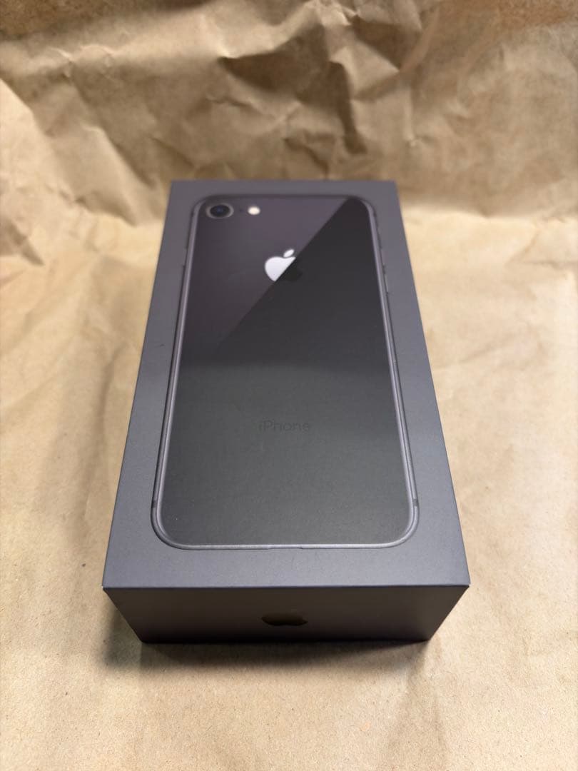 【美品】Apple iPhone8 64GB スペースグレー バッテリー93%