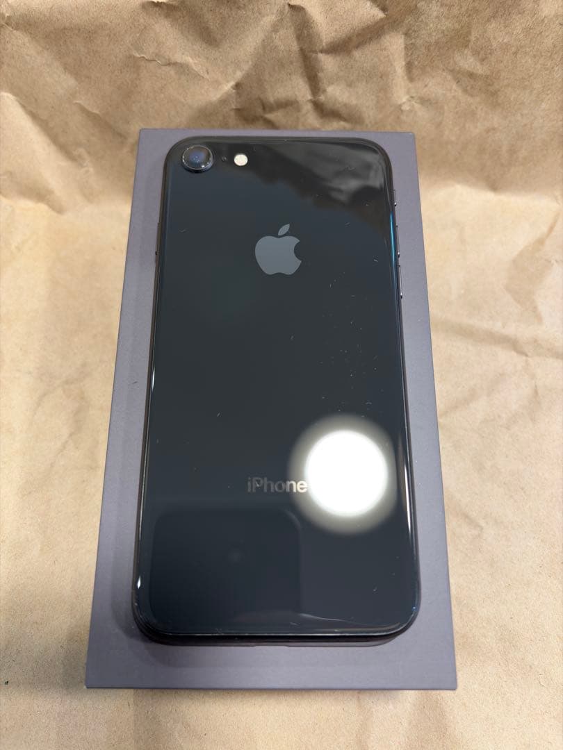 【美品】Apple iPhone8 64GB スペースグレー バッテリー93%
