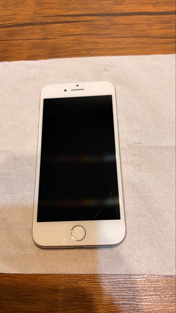 Apple iPhone8 シルバー バッテリー残量100% 箱付き