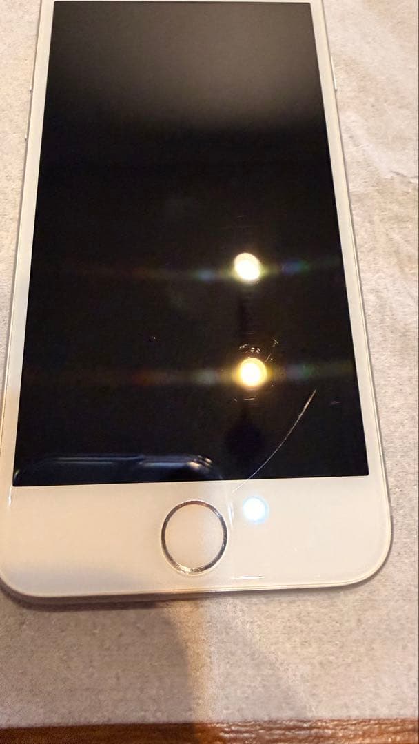 Apple iPhone8 シルバー バッテリー残量100% 箱付き