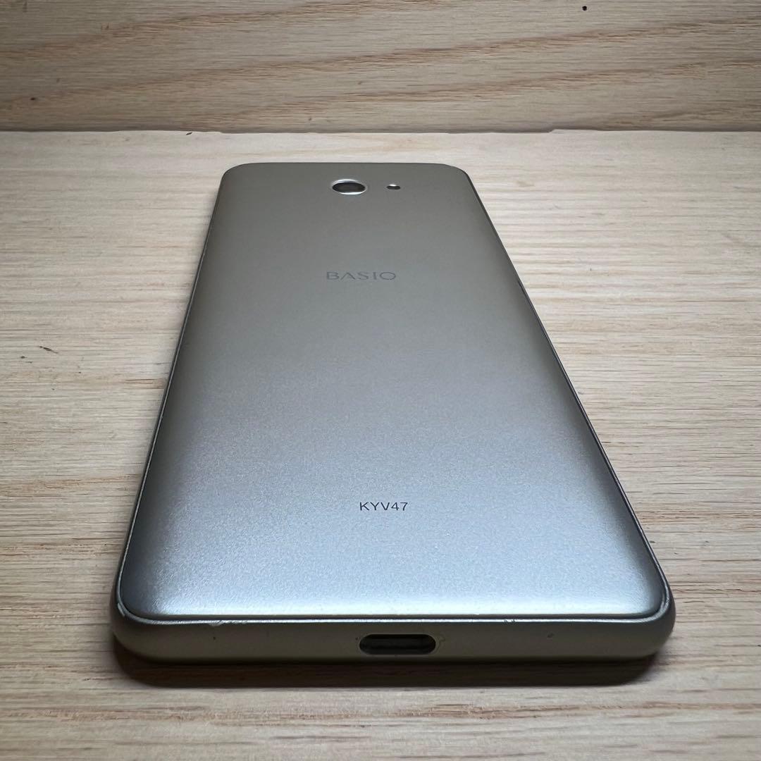 京セラ BASIO4 本体 Y116