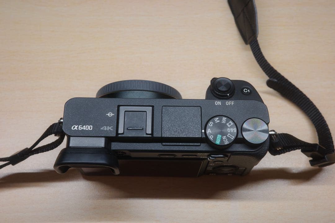 【出品2/8まで】SONY α6400 ミラーレス一眼カメラ