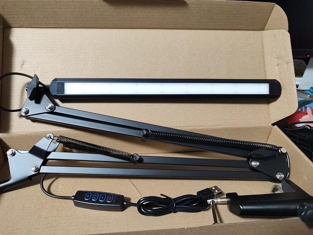 LED 目に優しい 卓上 省エネ デスクライト 電気スタンド