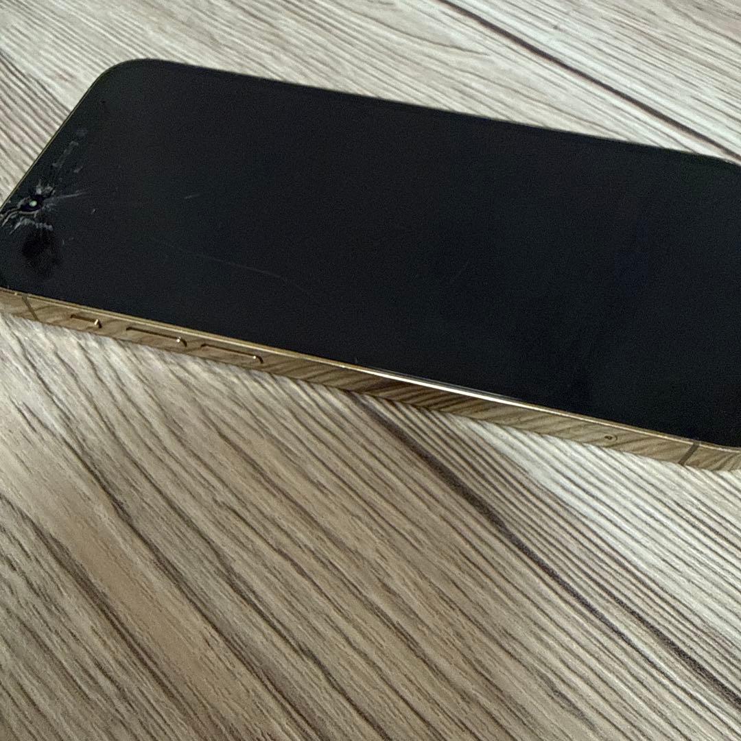 AppleiPhone 12pro ゴールド 画面ひび割れ 起動不可 ジャンク品