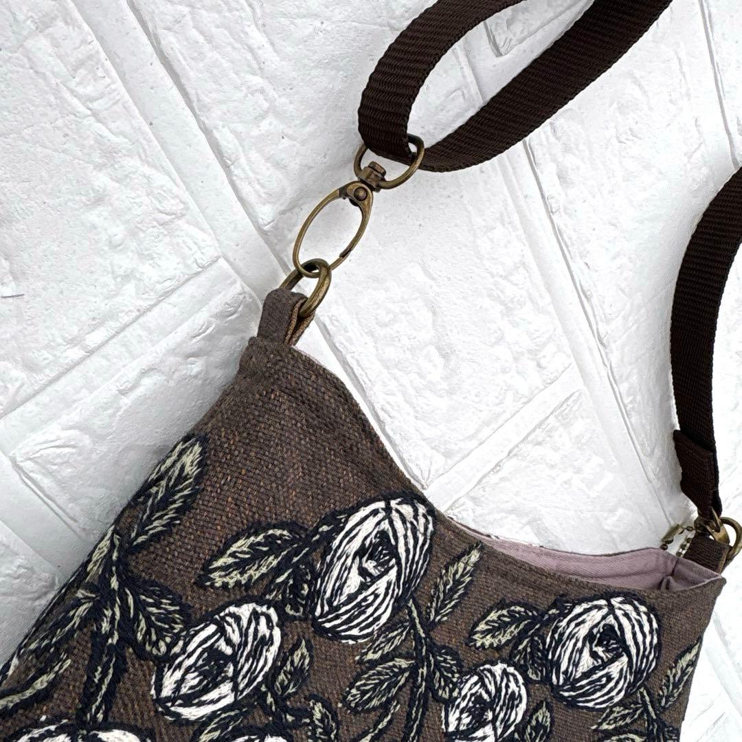 60303D ハンドメイド　ミナペルホネン　しずく型ショルダーバック