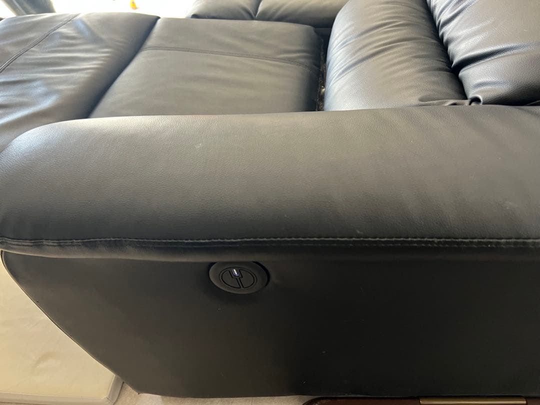 ニトリ電動リクライニングソファー