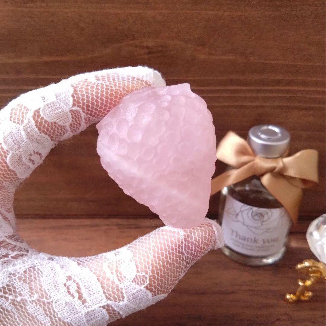 No.1232 つや消し マット フロスト ローズクォーツ 苺 オブジェ