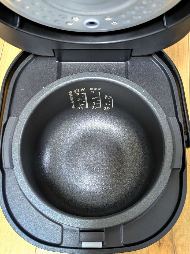 シャープ 炊飯器 3合 マイコン パン調理機能 ブラック KS-CF05B-B