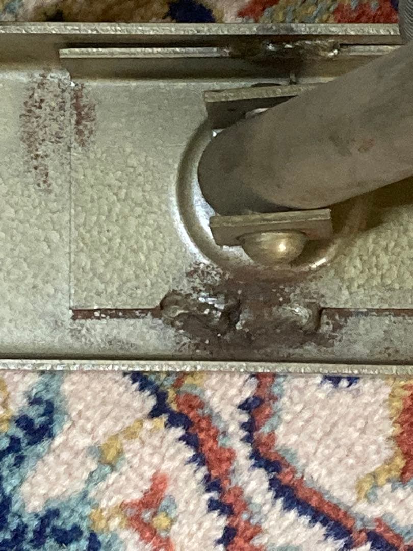 【アンティーク シングルベッド】とても丈夫な折れ足ベッド　※直接引取割引あり