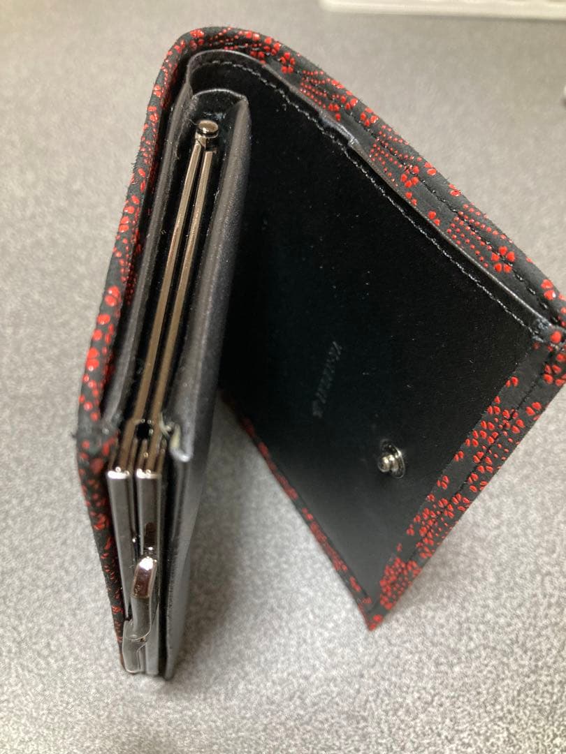 印伝二つ折りお財布