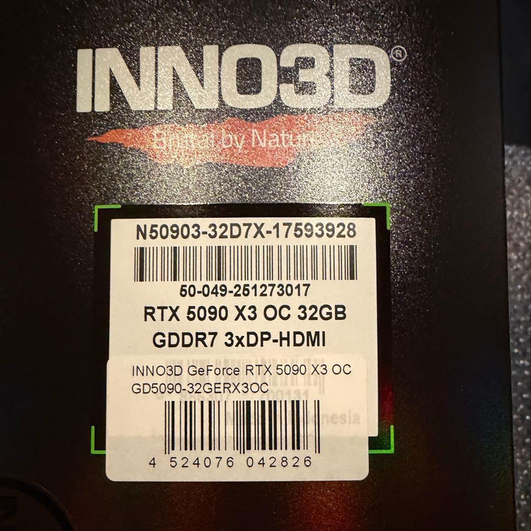 空飛ぶペンギン 新品未開封 ELSA GeForce RTX 5090