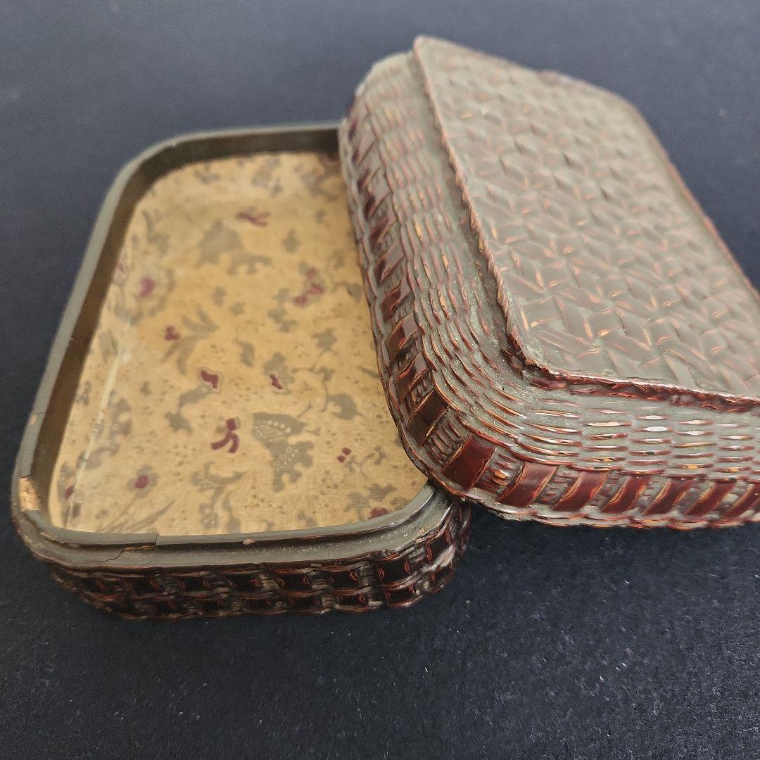 骨董品‥網代の箱