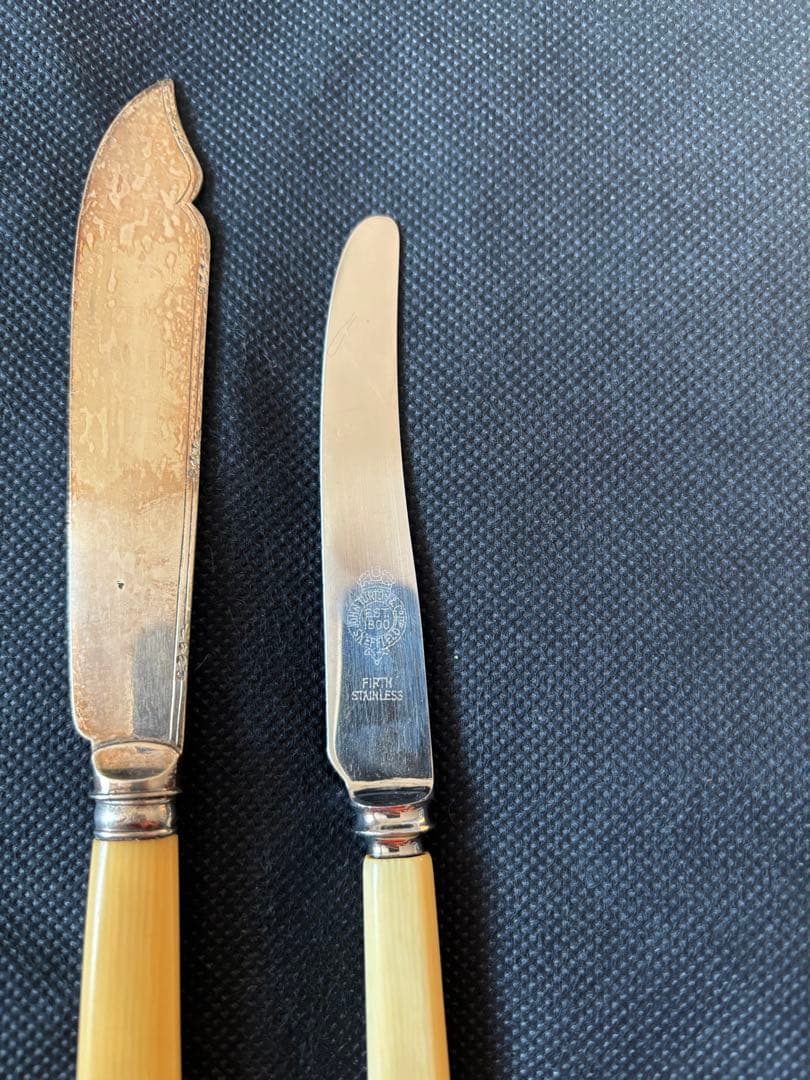 100年前のテーブルナイフ 2本セット　骨董品　マンモス牙