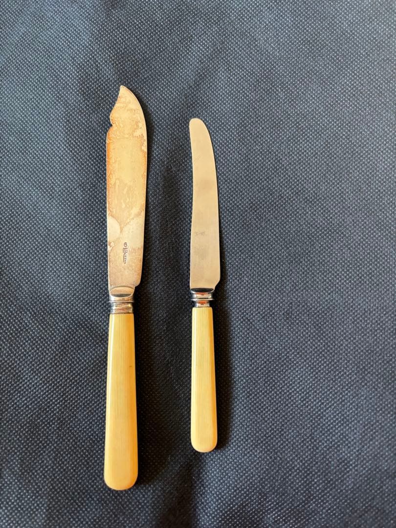 100年前のテーブルナイフ 2本セット　骨董品　マンモス牙