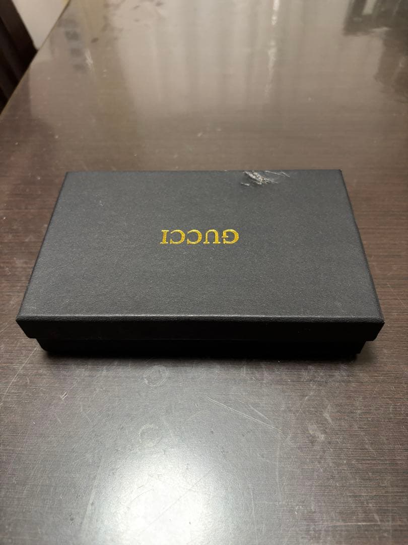 Gucci GGパターン 手帳型ケース ストラップ付き