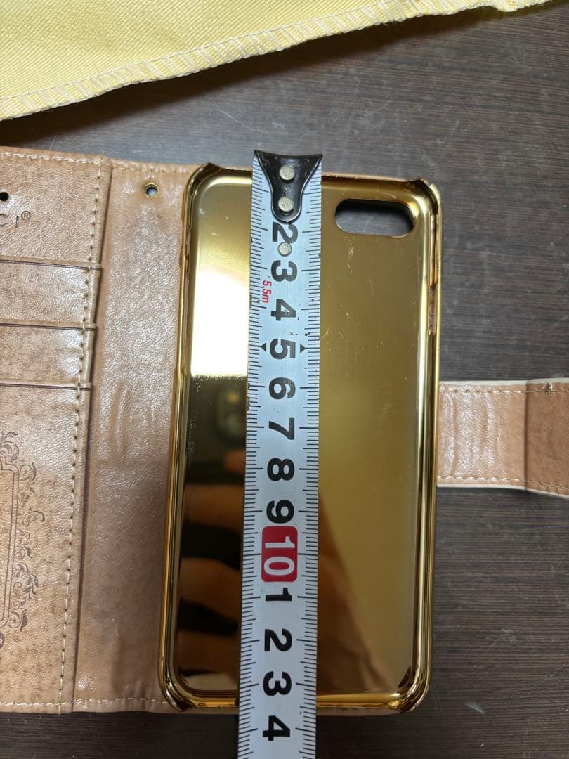 Gucci GGパターン 手帳型ケース ストラップ付き