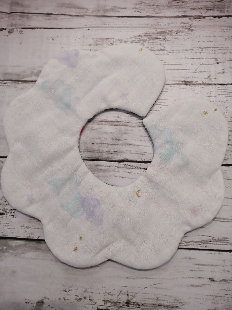 スタイ・よだれかけ us