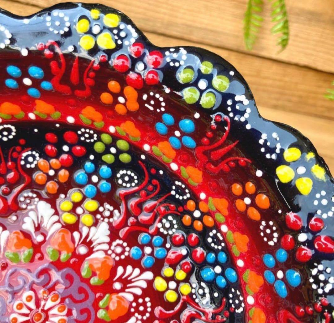 22cm☆新品☆【トルコ】ボウル皿 ＊ブラック＊ キュタフヤ陶器 ＊ハンドメイド