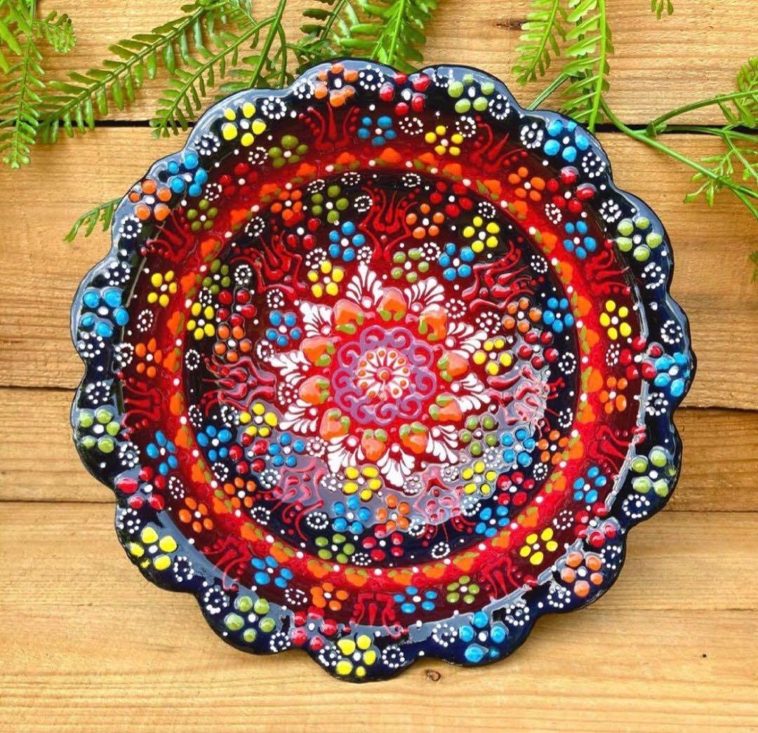 22cm☆新品☆【トルコ】ボウル皿 ＊ブラック＊ キュタフヤ陶器 ＊ハンドメイド