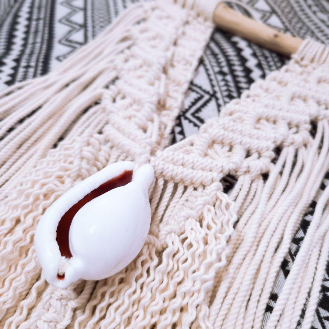 [20%offNO]72 ウミウサギのマクラメタペストリー