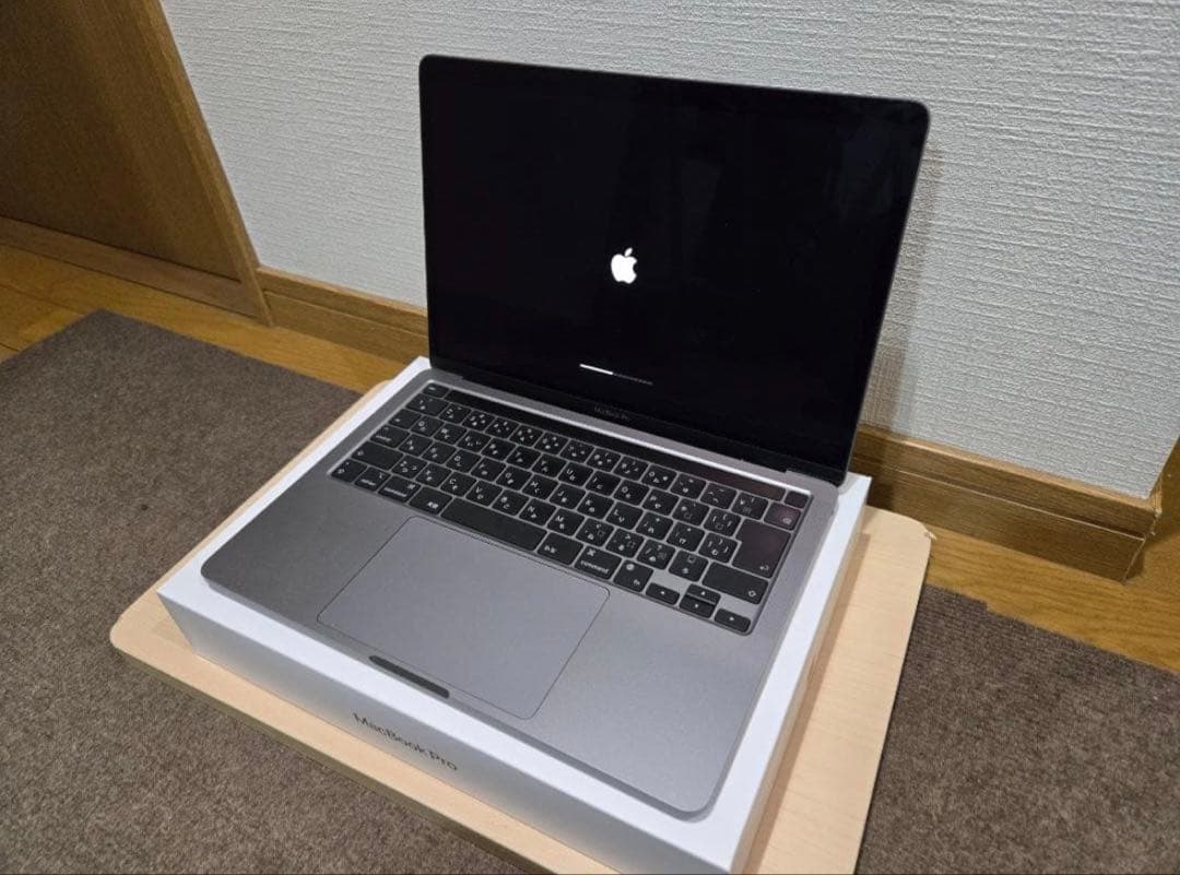 MacBook Pro 13インチ 8GB 512GB
