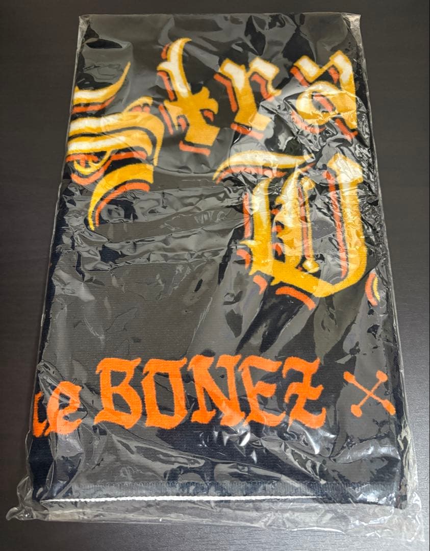 Straight Up タオル TheBONEZ×DragonAsh