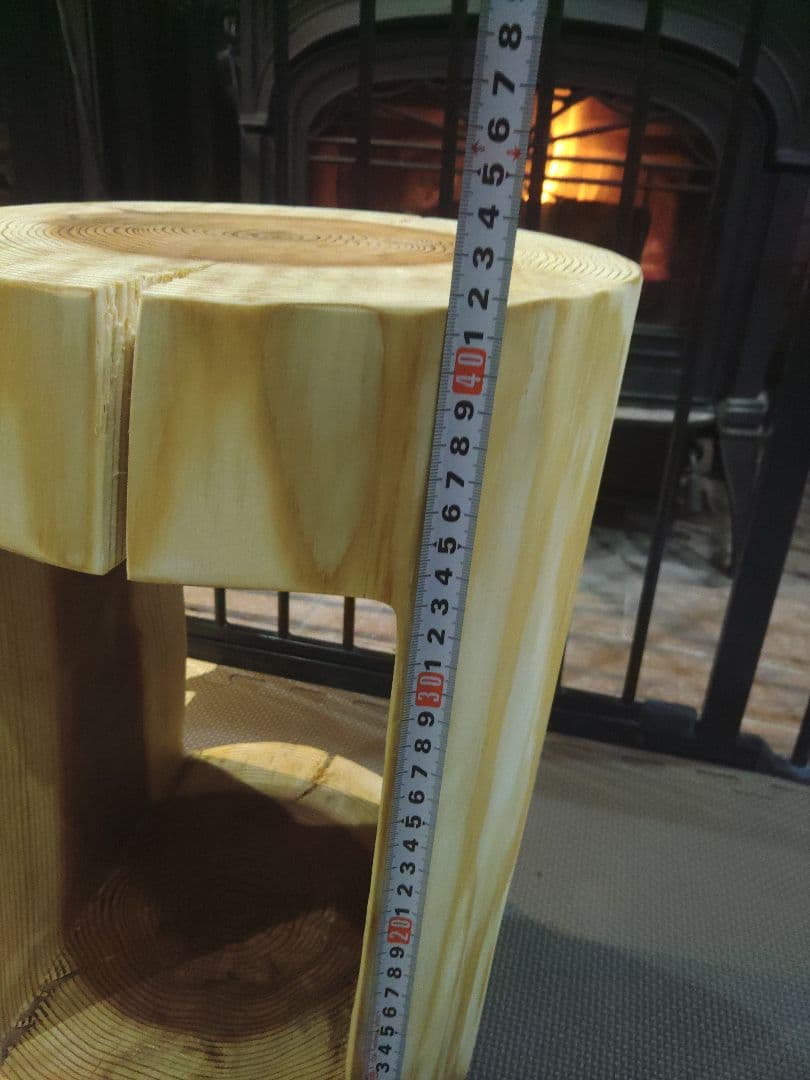 杉のくりぬき丸太スツール