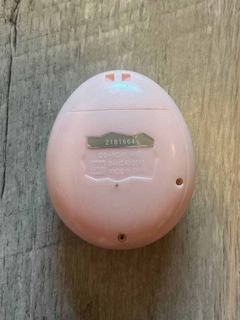 たまごっちピース　ピンク　ストラップ付き