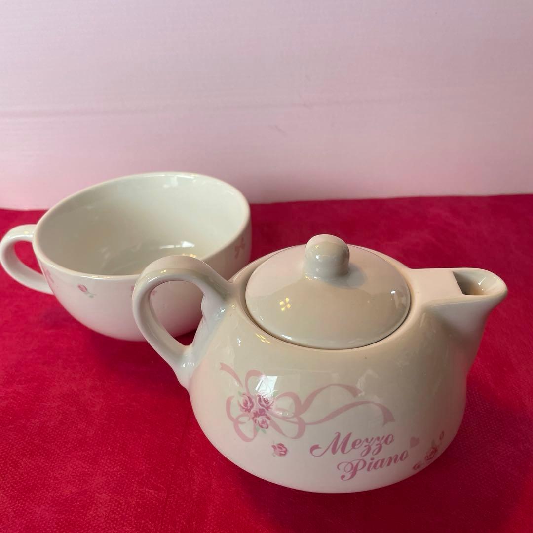 メゾピアノ　初期　ノベルティ　ティーポット　カップ　お皿　スプーン　お茶会セット