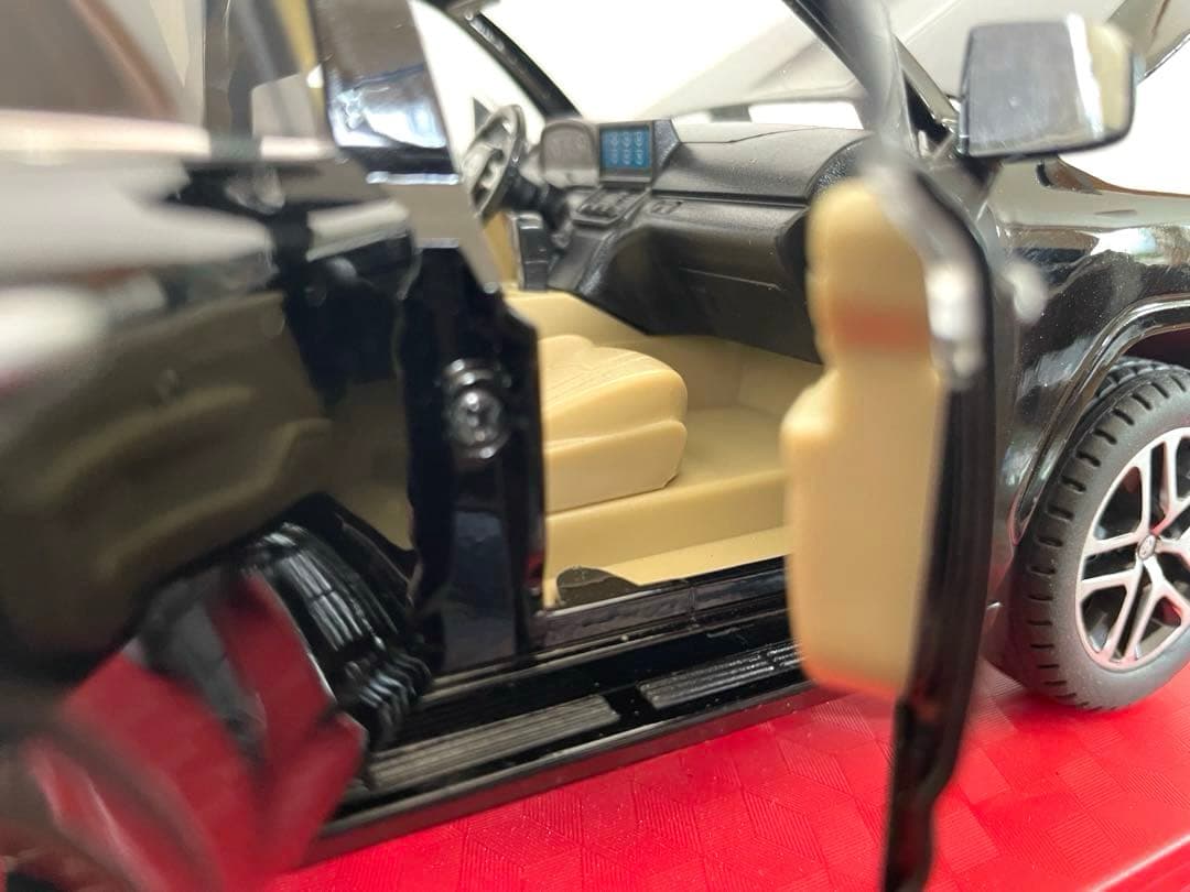 LANDCRUISERミニカー　1/24