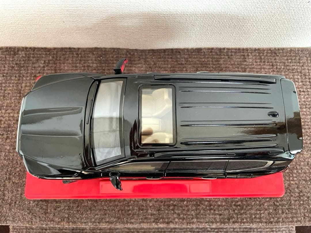 LANDCRUISERミニカー　1/24