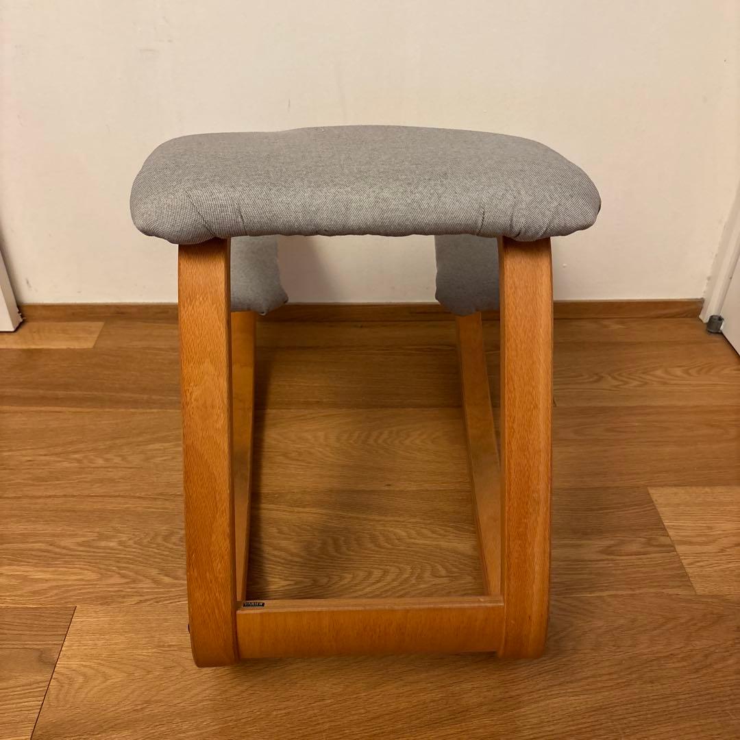 Variable バリアブル　椅子