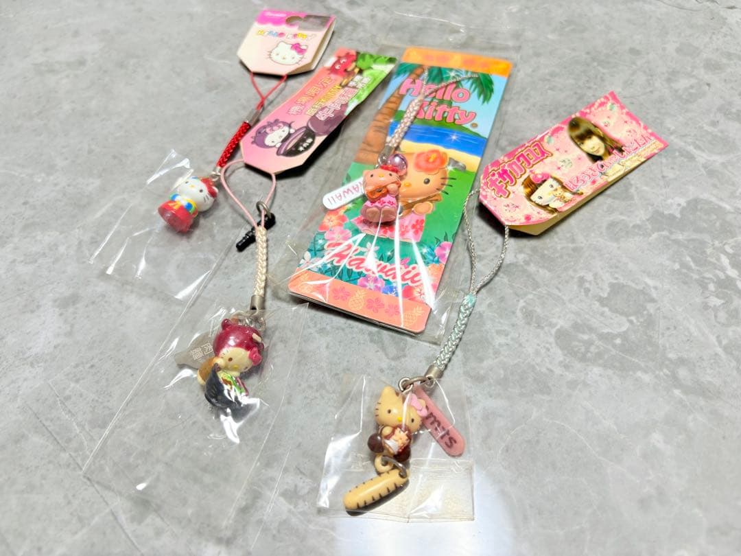 【まとめ売り】 ご当地キティ ストラップ 62個セット