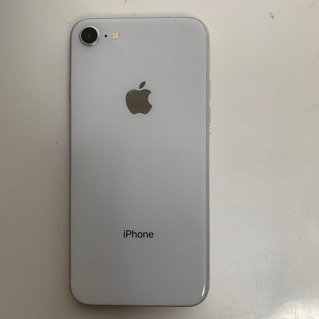 Apple iPhone8 64GB シルバーSIMフリー