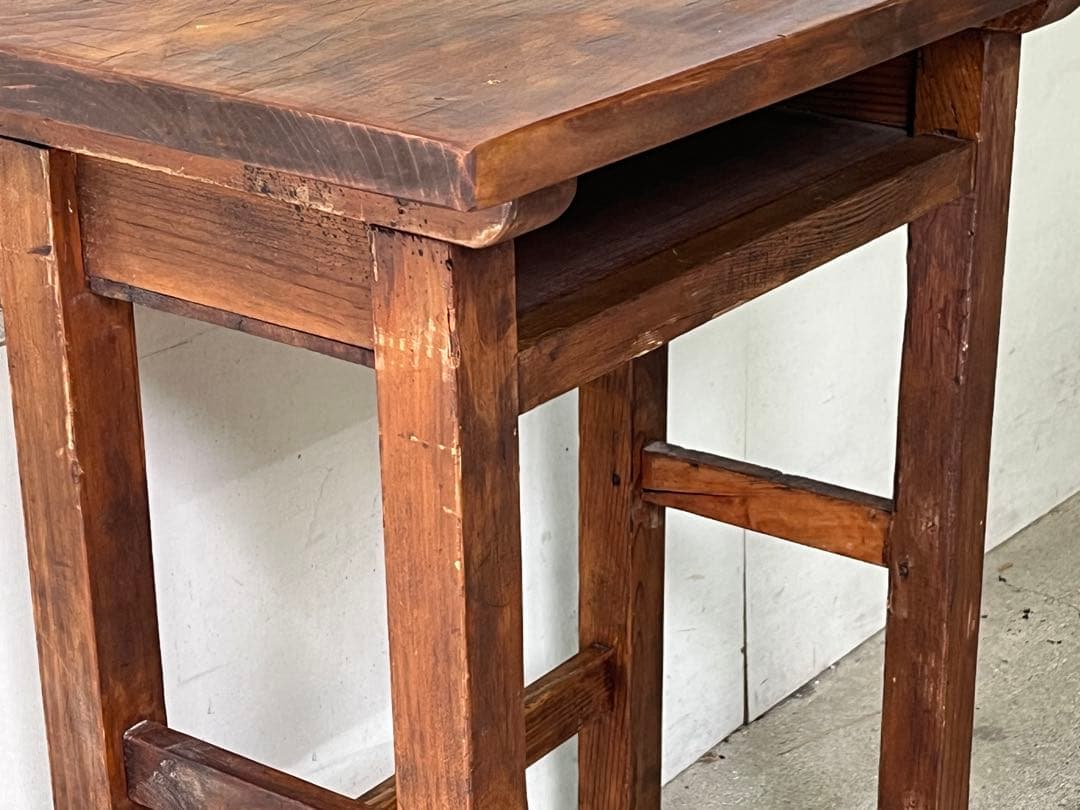 古い学校の木製机 昭和レトロ一枚板デスク 学習机 テーブル