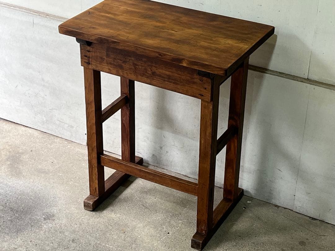 古い学校の木製机 昭和レトロ一枚板デスク 学習机 テーブル