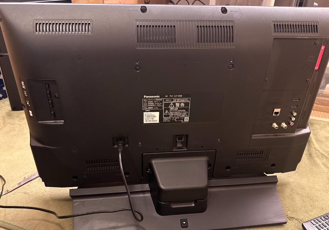 Panasonic　パナソニック 32型 テレビ TH-32F350 2020年