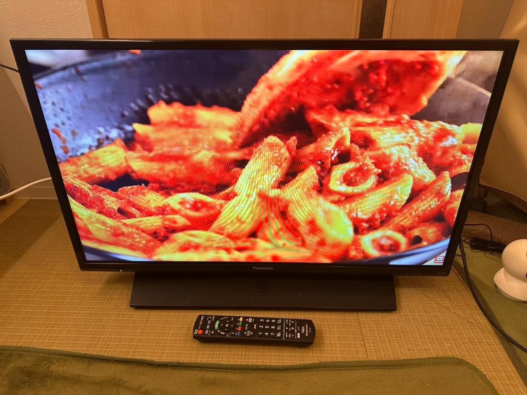 Panasonic　パナソニック 32型 テレビ TH-32F350 2020年