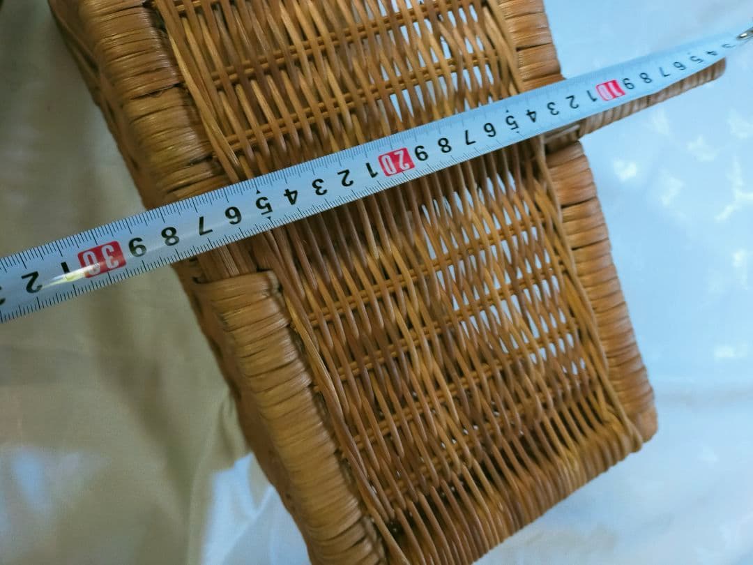 持ち手付きカゴ