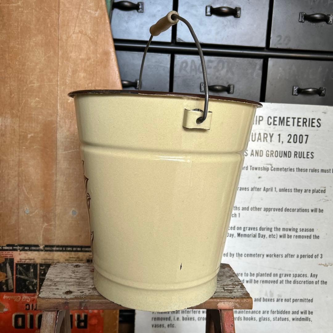 ホーロー 琺瑯 バケツ インダストリアル シャビー 蚤の市 ヴィンテージ