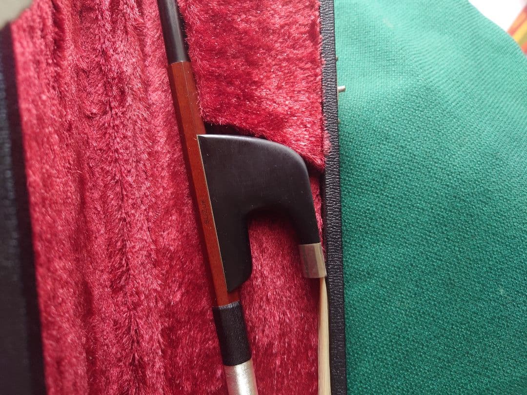 ジャーマンスタイル　コントラバス弓　弓ケース付　新品同様