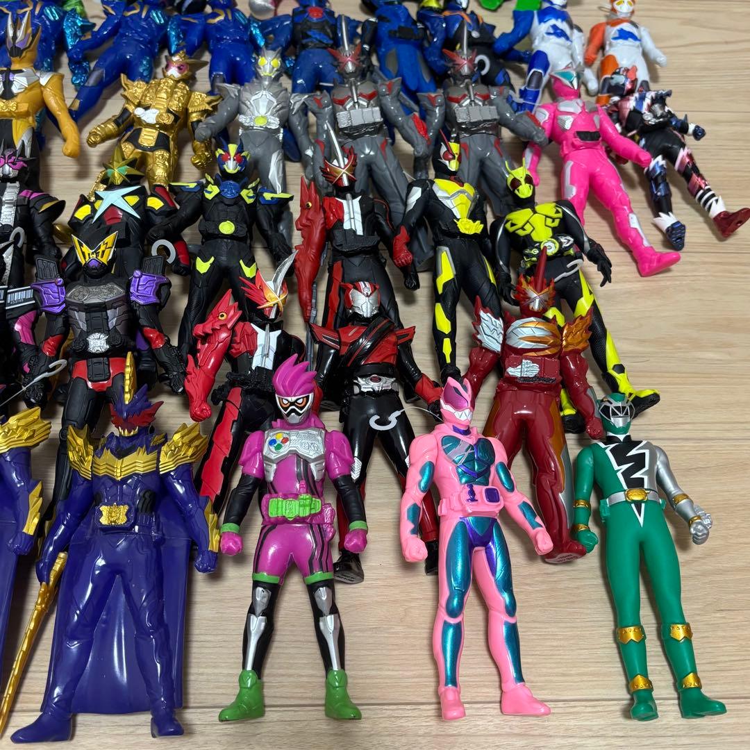 【まとめ売り】仮面ライダーシリーズ ソフビ等 53個セット