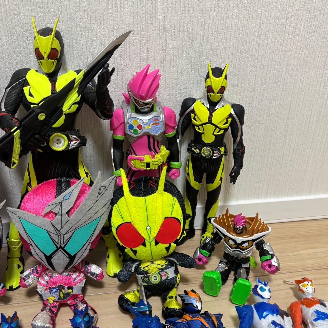 【まとめ売り】仮面ライダーシリーズ ソフビ等 53個セット