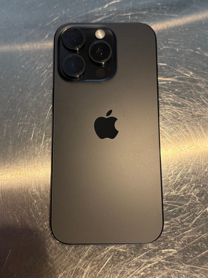 Apple iPhone 16Pro 1TB ブラックチタニウム