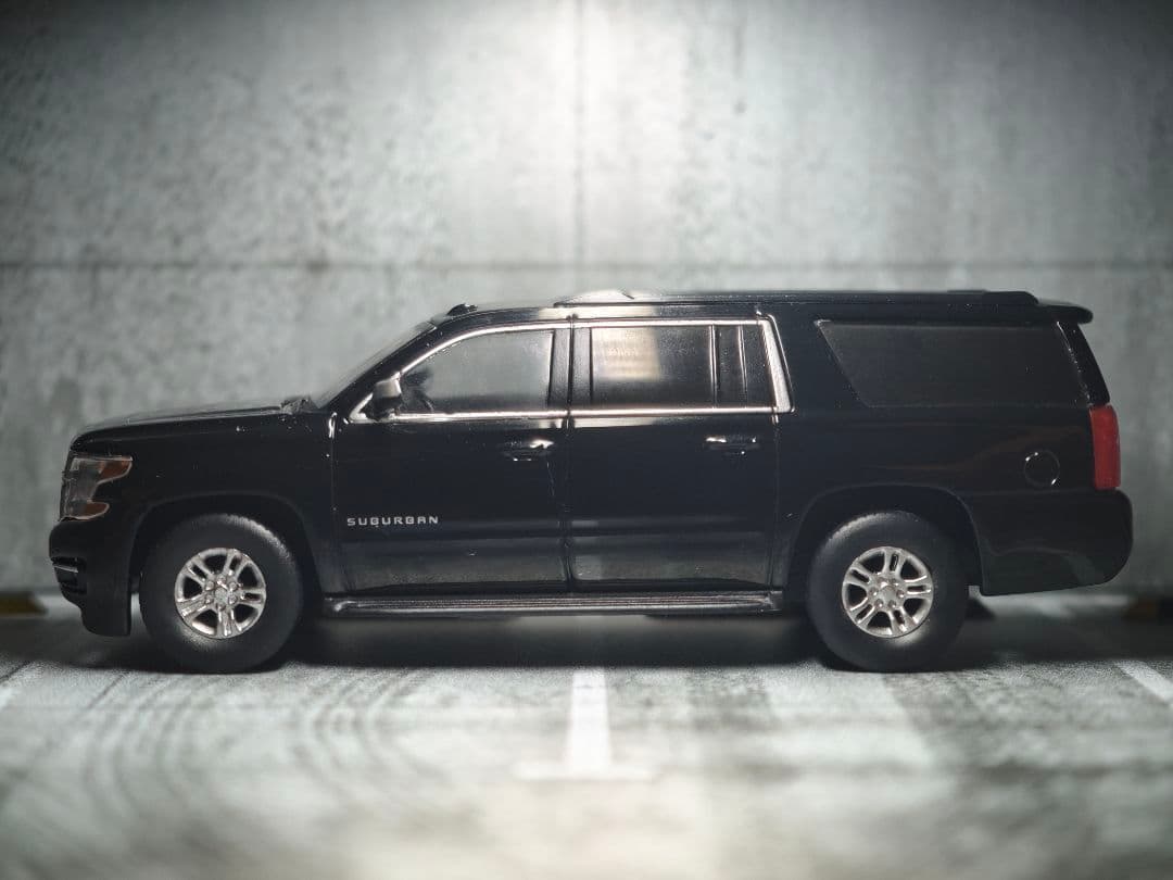 【2台セット】596model Chevrolet Suburban ブラック
