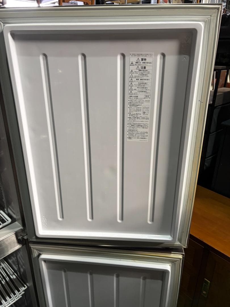 ダイワ　冷凍冷蔵庫　683S4
