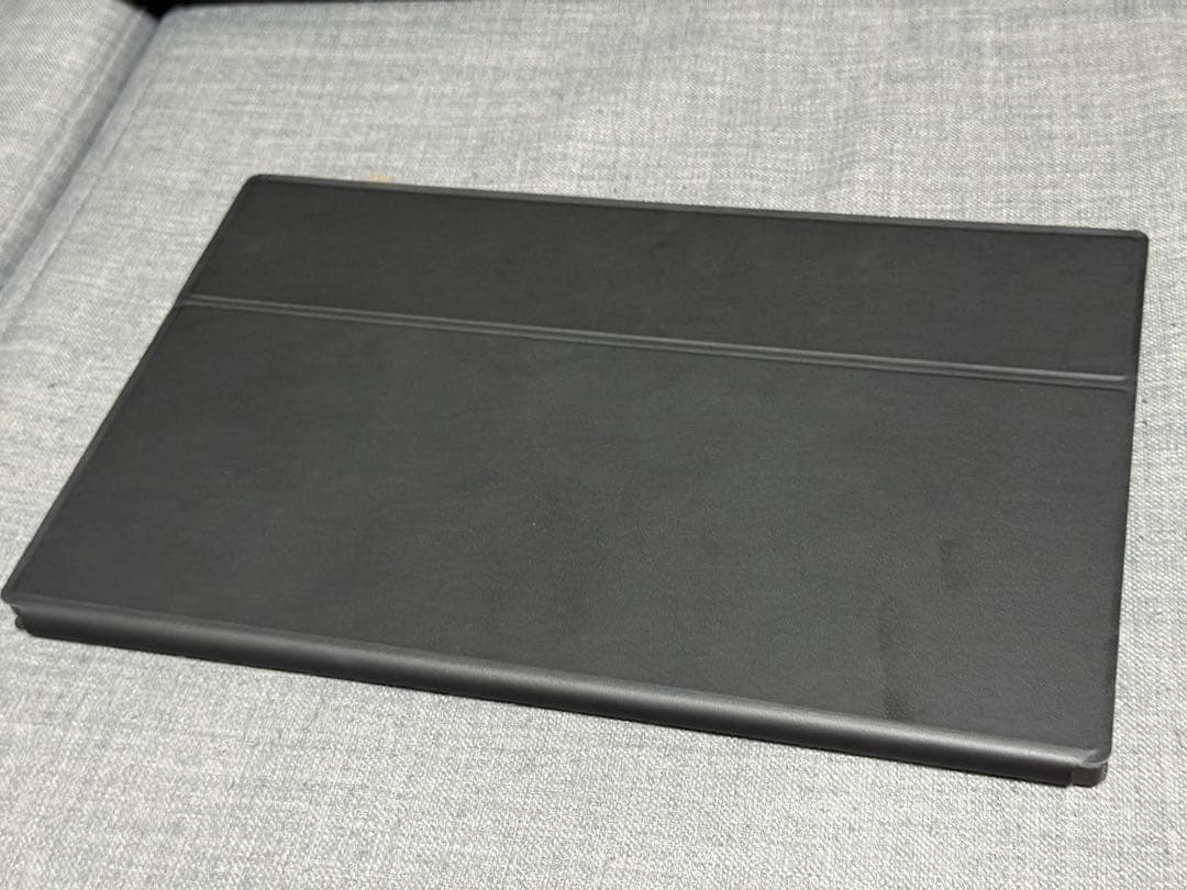 15.6インチ 4K モバイルディスプレイ