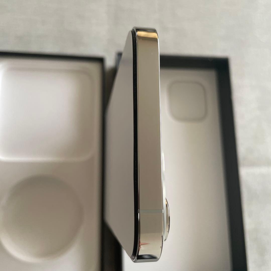 iPhone 13 Pro Max 256GB シルバー